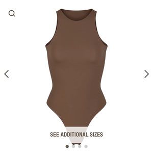 Skims fits everybody high neck body suit